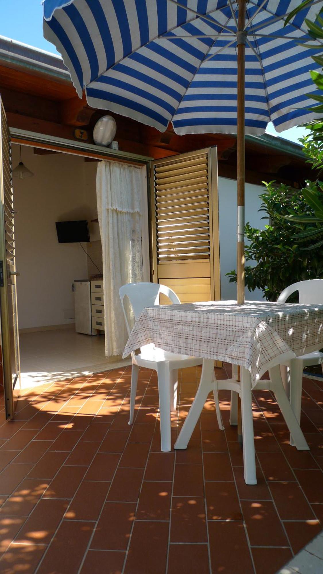 Residence Il Turistico Zambrone Exteriör bild